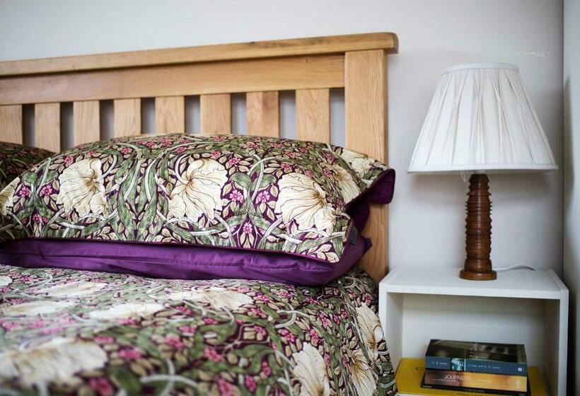 Bed and Breakfast Old Schoolhouse B And B