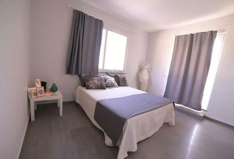 Aamiaismajoitus (B&B) Stanzina Della Baronessa