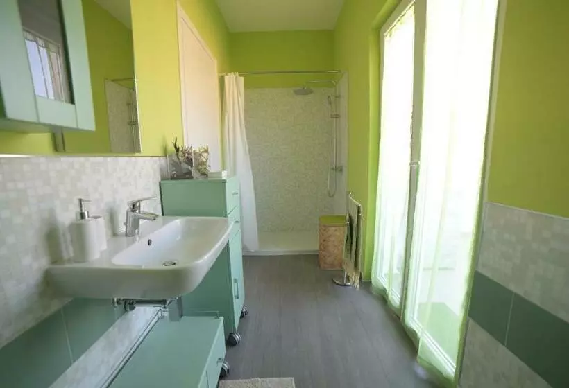 Aamiaismajoitus (B&B) Stanzina Della Baronessa