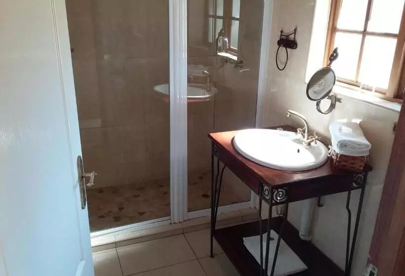 Hotelli Blue Haze Country Lodge