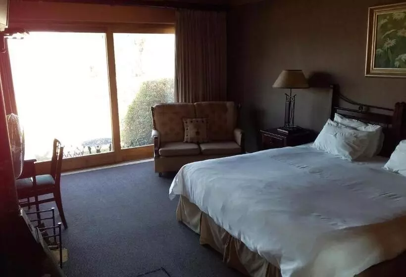 Hotelli Blue Haze Country Lodge