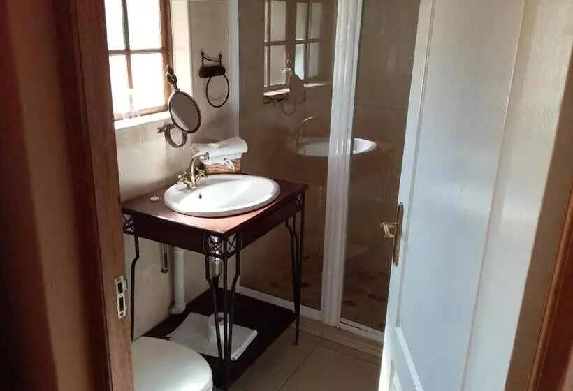 Hotelli Blue Haze Country Lodge