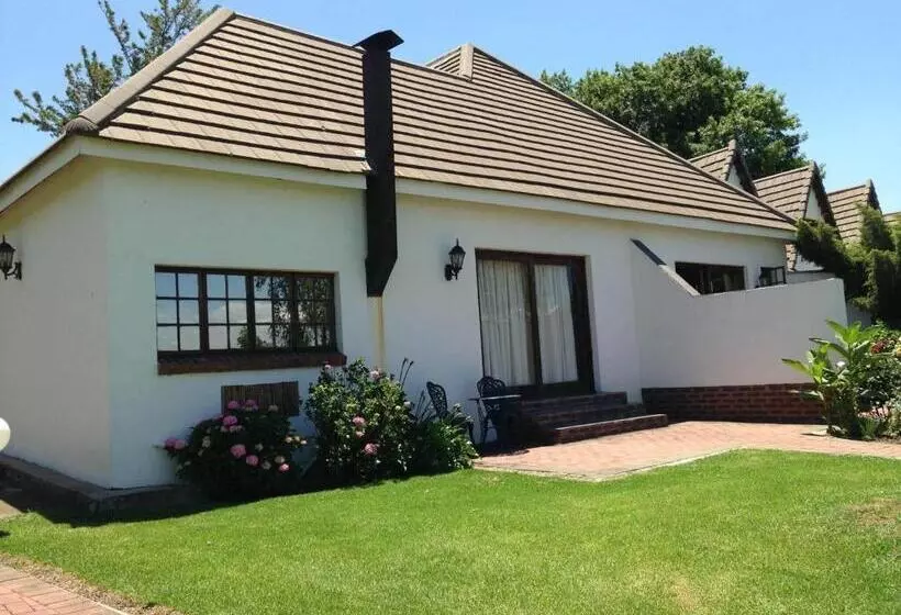 Hotelli Blue Haze Country Lodge