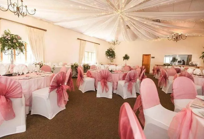 Hotelli Blue Haze Country Lodge