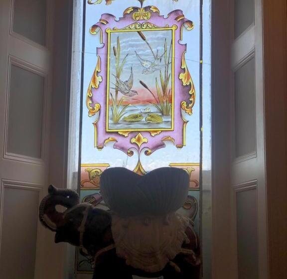 בית מלון כפרי Saracen Head