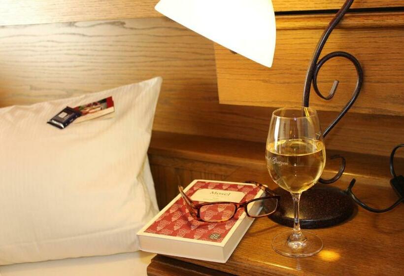 בית מלון כפרי Winzerhof Gietzen