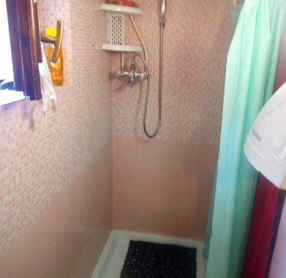 膳宿费 Affittacamere Mina