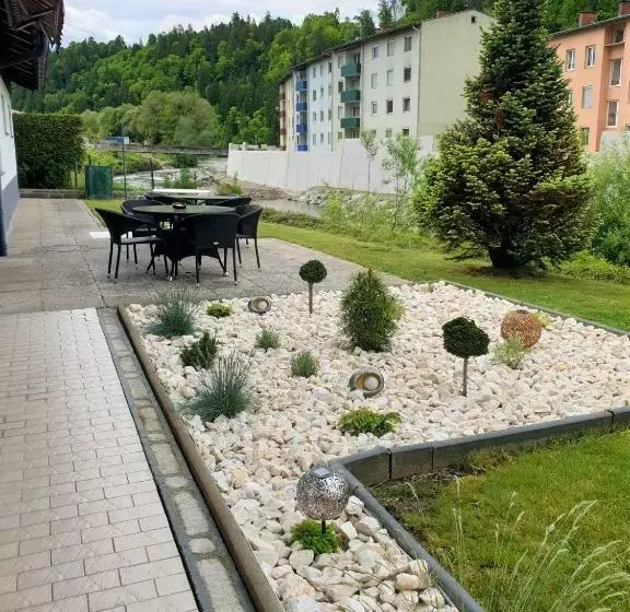 Majatalo Gästehaus Rettl