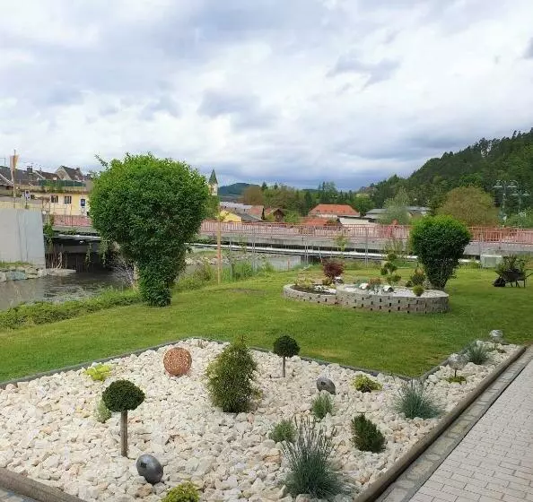 Majatalo Gästehaus Rettl