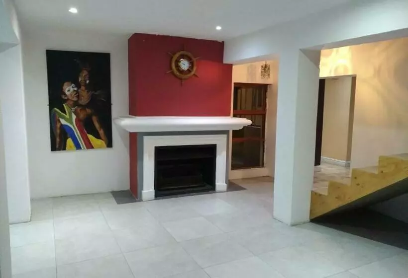 ペンション Liziwe S Guest House