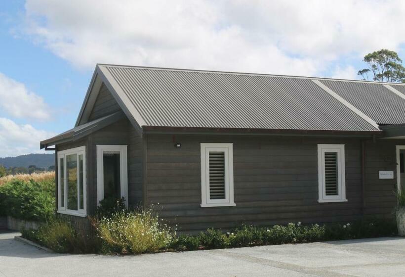 Pensão Luxurious Escape,matakana