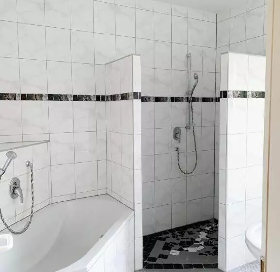 Majatalo My Skypalace Billigheim