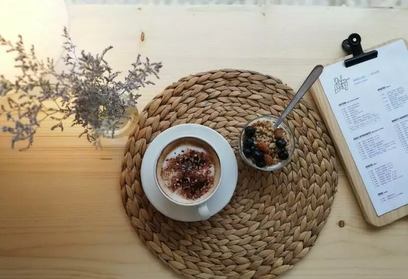 ペンション O Violas Art Coffee & Guesthouse