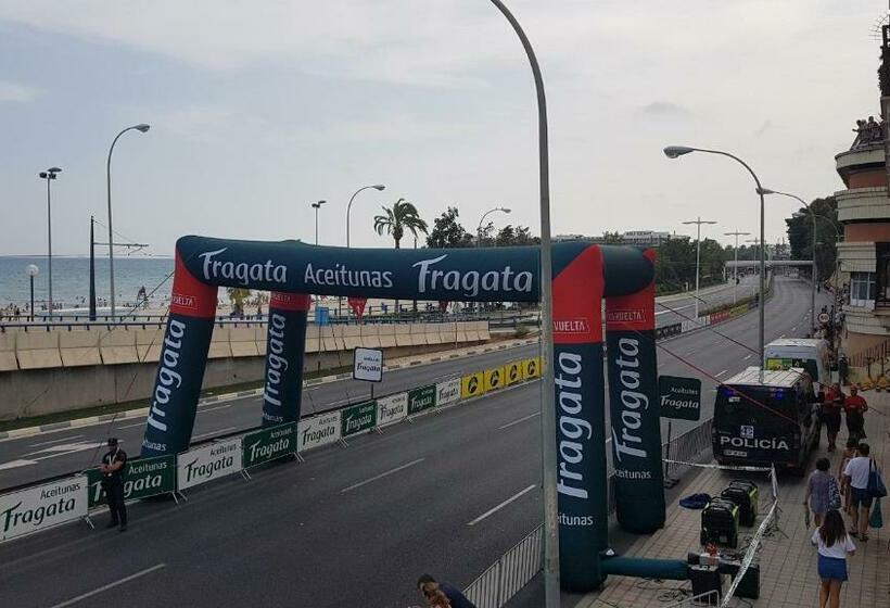 리아드 Viriatos Beach