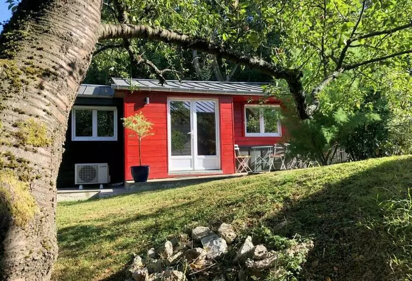 Aamiaismajoitus (B&B) Le Cabanon De Chessy