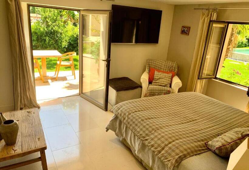 تختخواب و صبحانه Villa Sant Anna