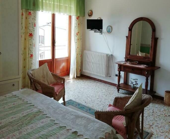 ホテル Albergo La Torre