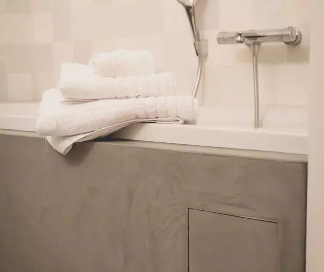 Hotelli Colonie 7   Gastenkamers