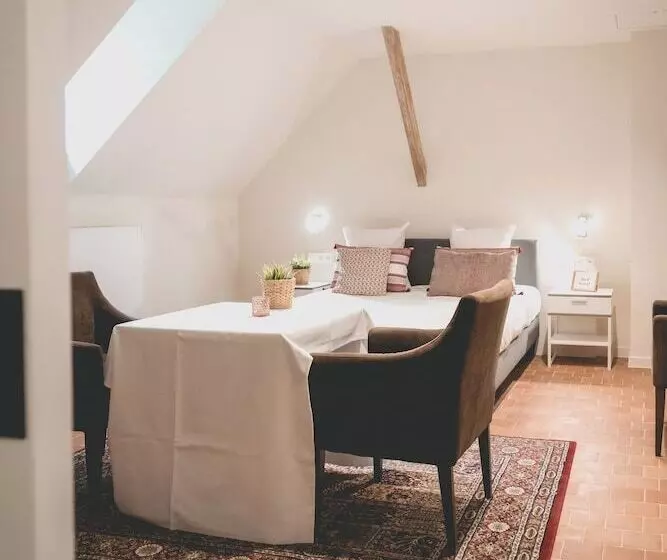 Hotelli Colonie 7   Gastenkamers