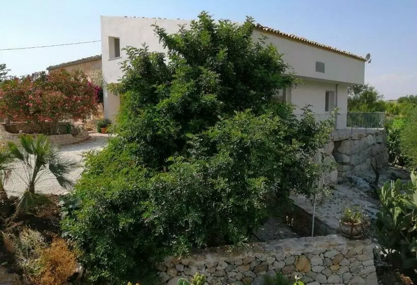 ホテル Poggio Del Gallo