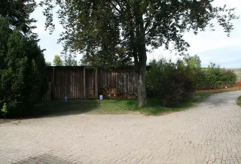 Hotelli Zimmervermietung Am Habsberg