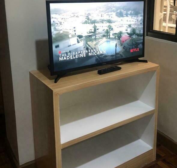 Modern Studio In Greenbelt