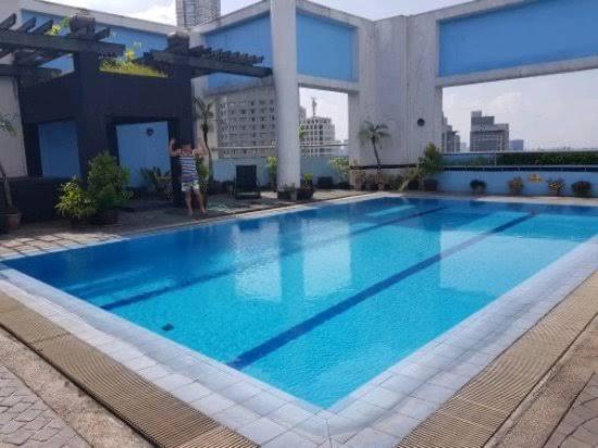 Modern Studio In Greenbelt