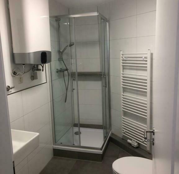 膳宿费 City Rooms