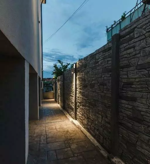 ペンション Gramada Guest House