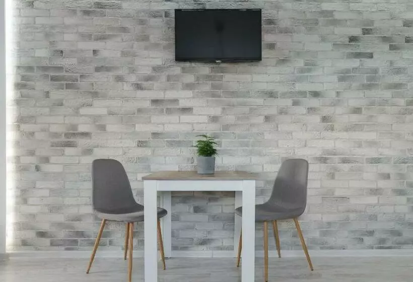 ペンション Gramada Guest House