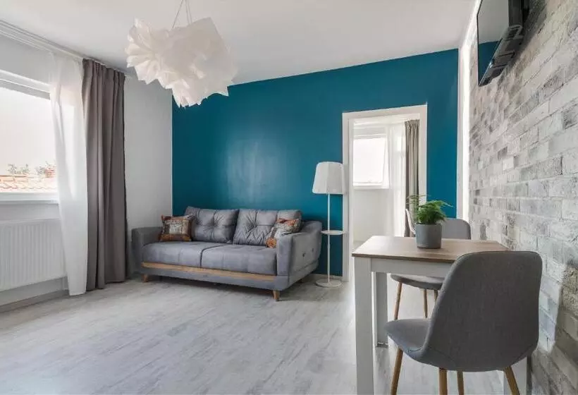 ペンション Gramada Guest House