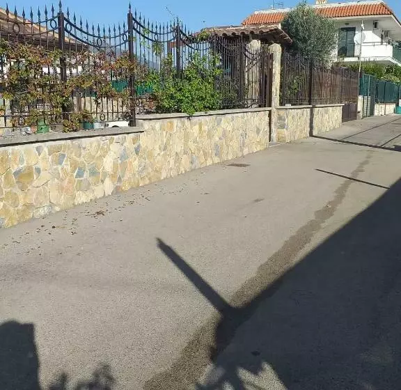 تختخواب و صبحانه Appartamento House Ida