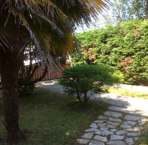 ベッドアンドブレックファースト Chez Uli