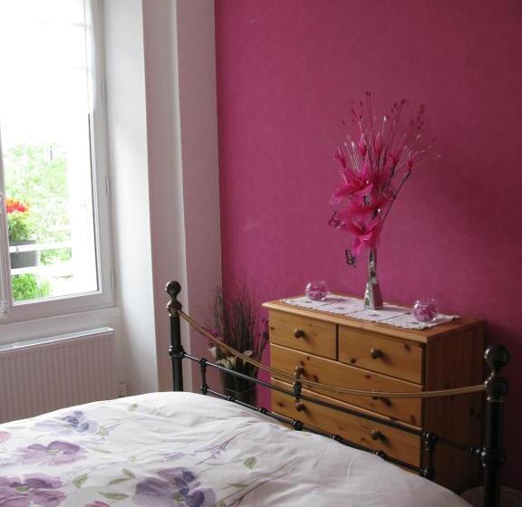 ベッドアンドブレックファースト La Maison