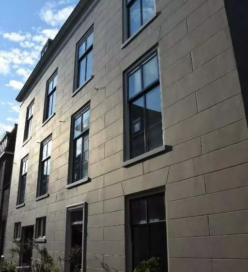 Aamiaismajoitus (B&B) Villa Conti