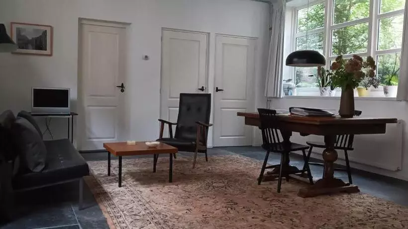 Aamiaismajoitus (B&B) Villa Conti