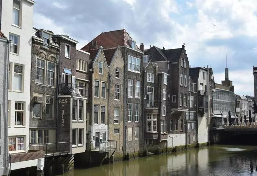 Aamiaismajoitus (B&B) Villa Conti