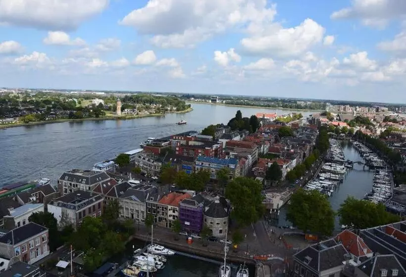 Aamiaismajoitus (B&B) Villa Conti