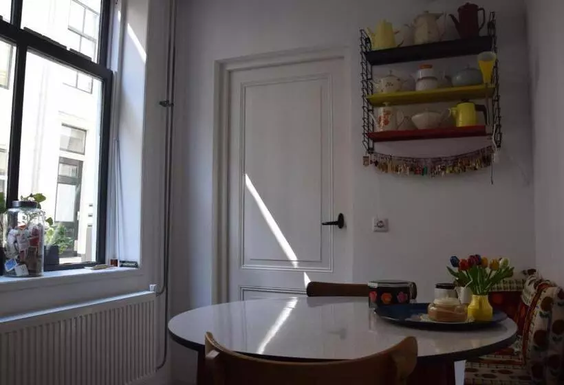 Aamiaismajoitus (B&B) Villa Conti