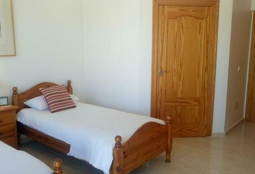 Casa Barranca Bed And Breakfast