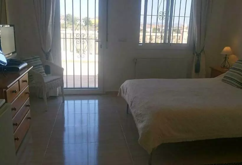 Casa Barranca Bed And Breakfast