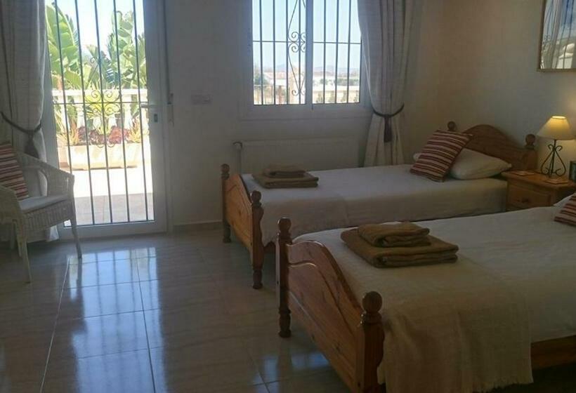 Casa Barranca Bed And Breakfast