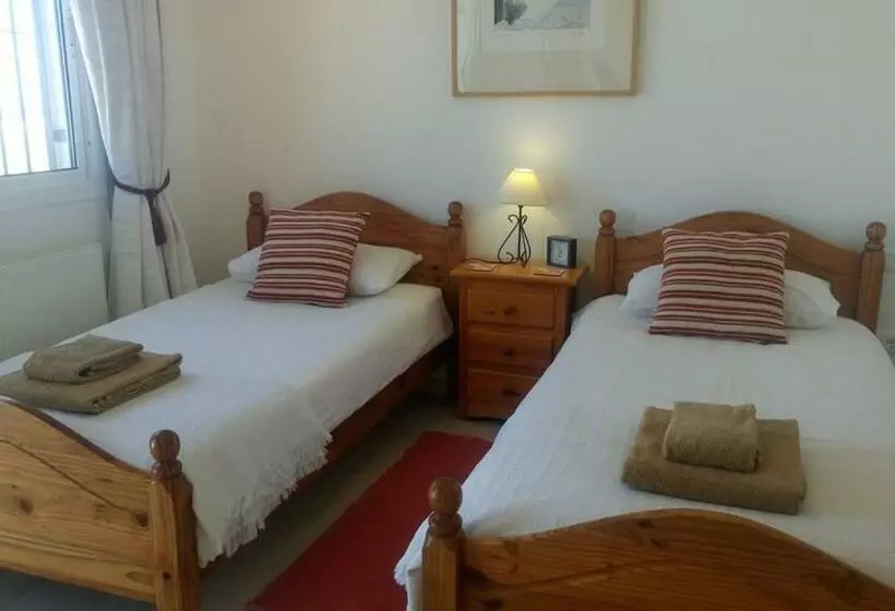 Casa Barranca Bed And Breakfast