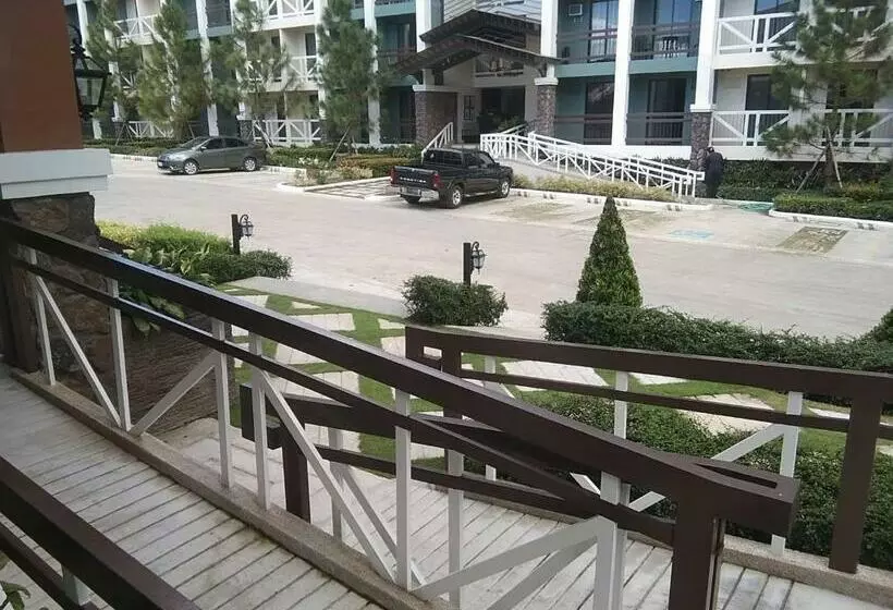ホテル Acs Pine Suites Tagaytay