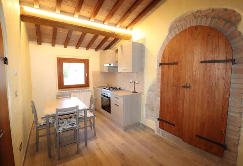 호텔 Agriturismo La Tana