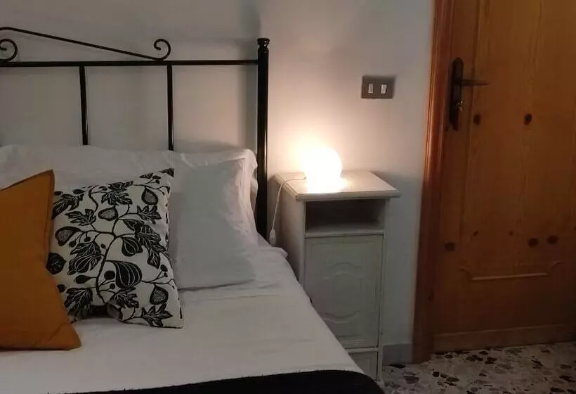 B&b Il Faso Vicino Zoosafari Di Fasano
