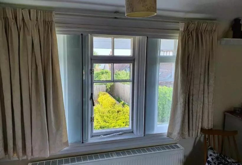 ベッドアンドブレックファースト Old Coach House