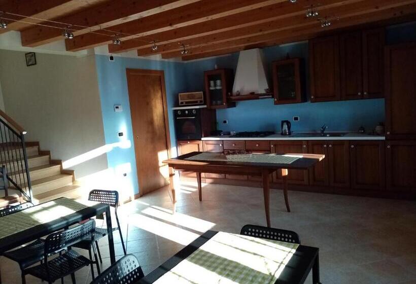 בית מלון כפרי Ca  Del Laki