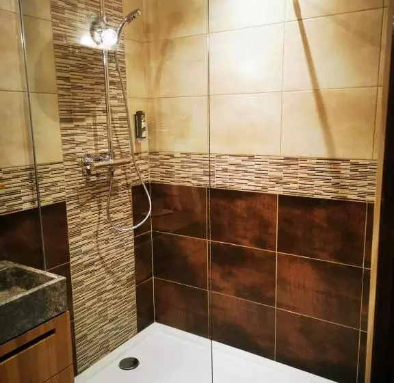 ホテル Il était 1 Fois