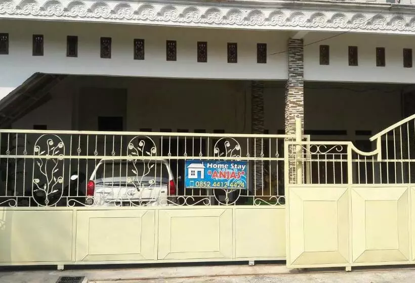 Pensione Anjas Homestay